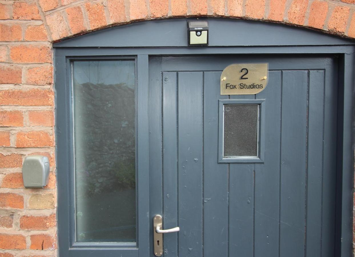 2 Fox Studios Much Wenlock Luaran gambar